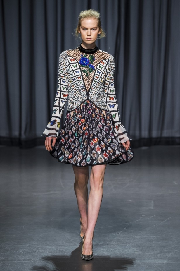 مجموعة Mary Katrantzou لربيع وصيف 2019