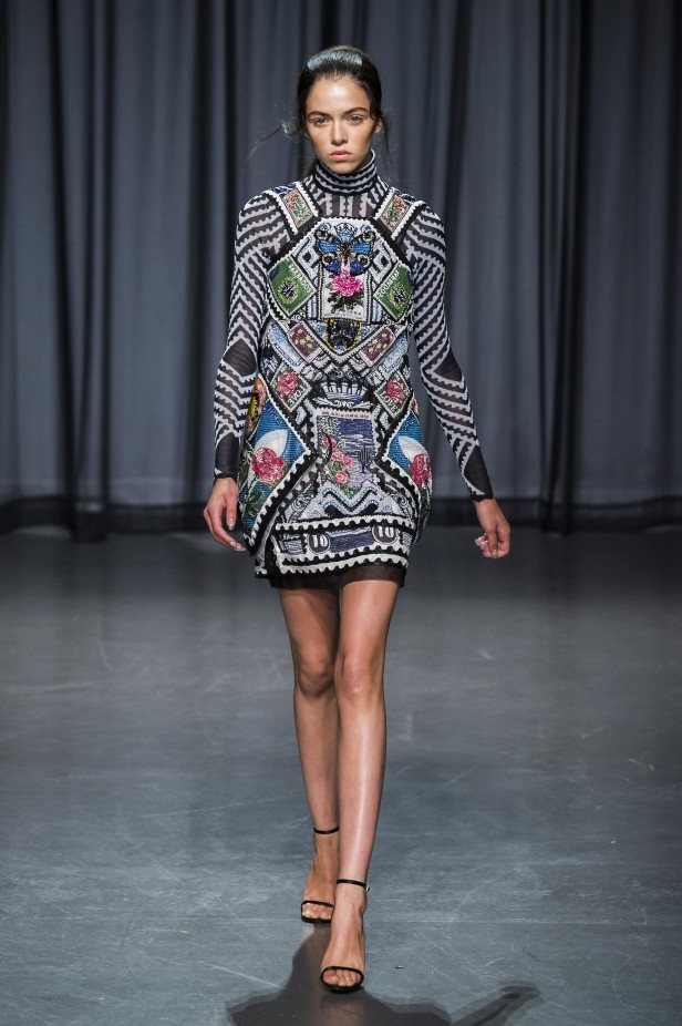 مجموعة Mary Katrantzou لربيع وصيف 2019