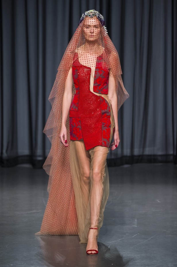 مجموعة Mary Katrantzou لربيع وصيف 2019