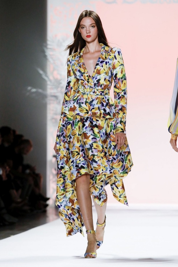 اسبوع الموضة في نيويورك 2019 عرض مجموعة  badgley mischka ربيع وصيف 2020