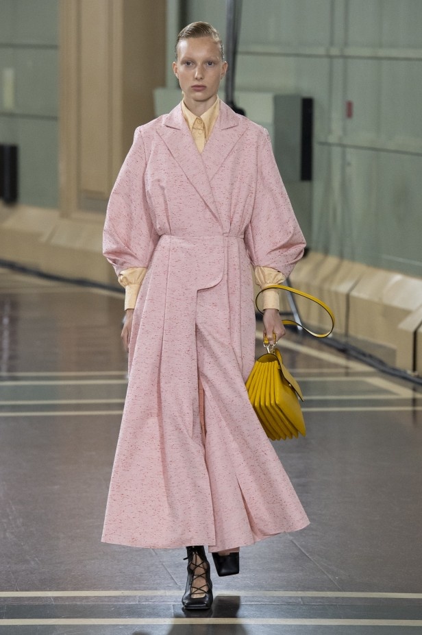 اسبوع الموضة في لندن 2019 مجموعة إميليا ويكستيد للملابس الجاهزة موضة ربيع وصيف 2020