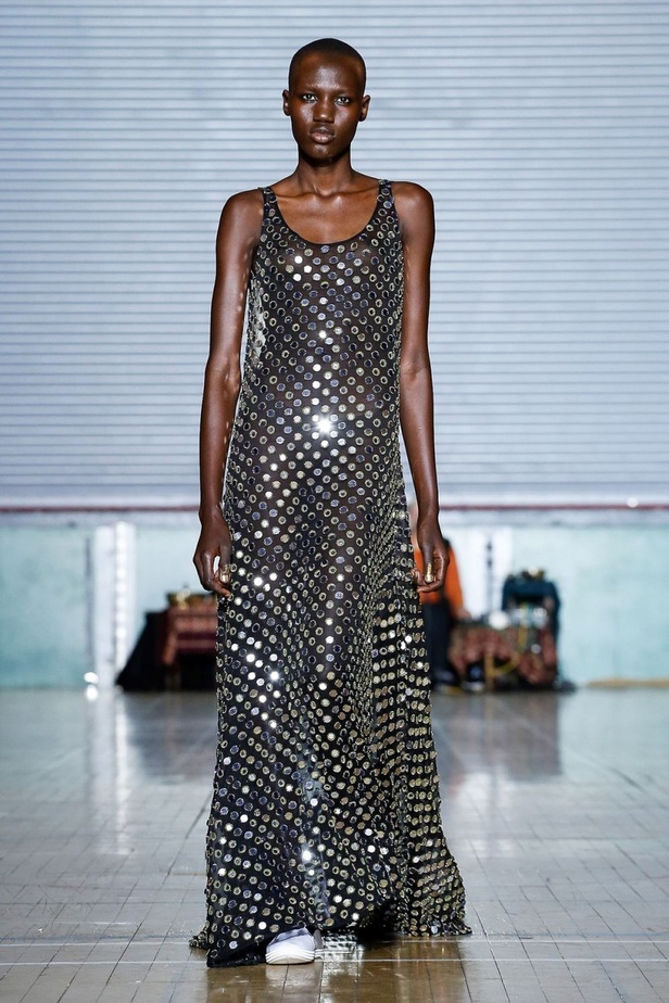 اسبوع الموضة في لندن 2019 مجموعة ASHISH لربيع وصيف 2020