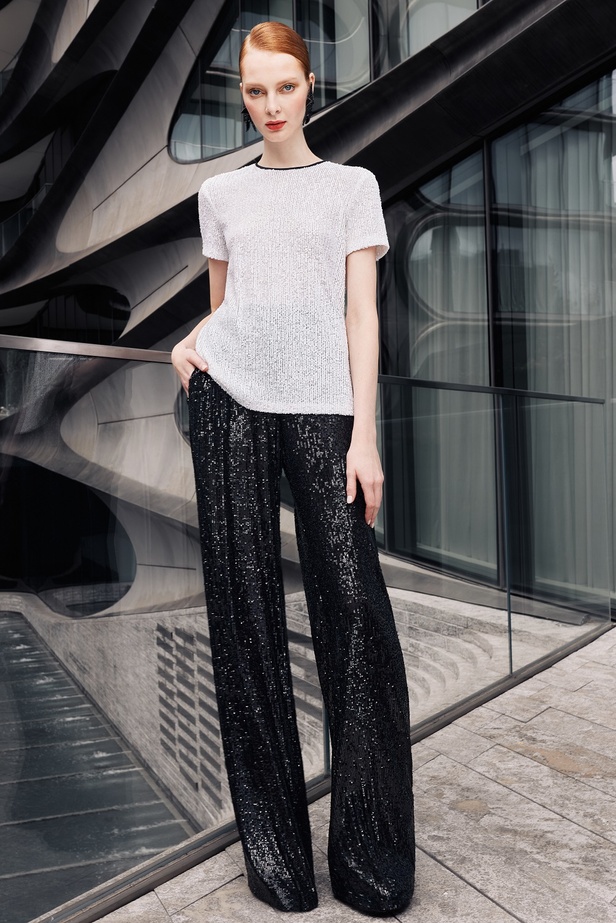 صور عرض أزياء مجموعة Naeem Khan نعيم خان لموسم ربيع 2021