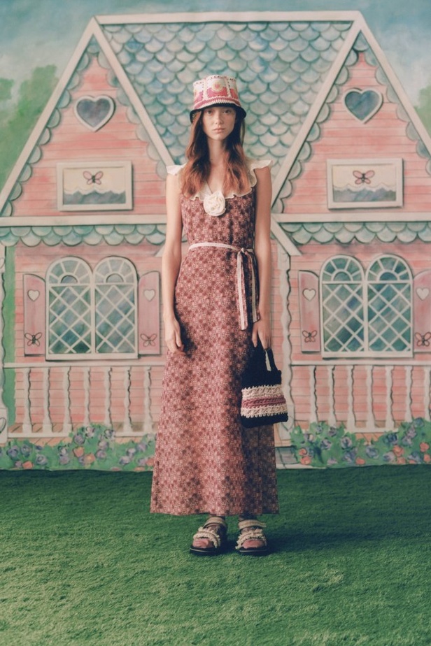 عرض ازياء Anna Sui لموسم ربيع وصيف 2021