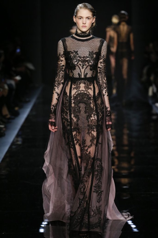 مجموعة خيالية وحالمة من ريم عكرا لشتاء 2016