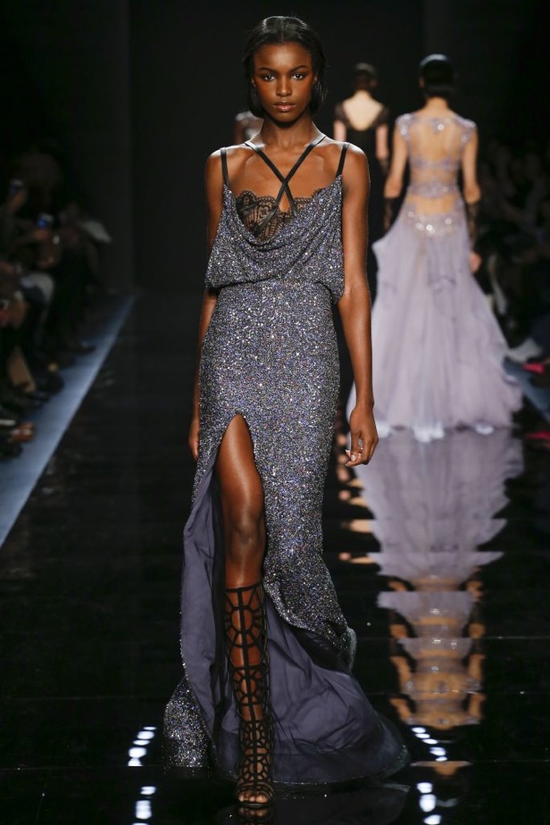 مجموعة خيالية وحالمة من ريم عكرا لشتاء 2016