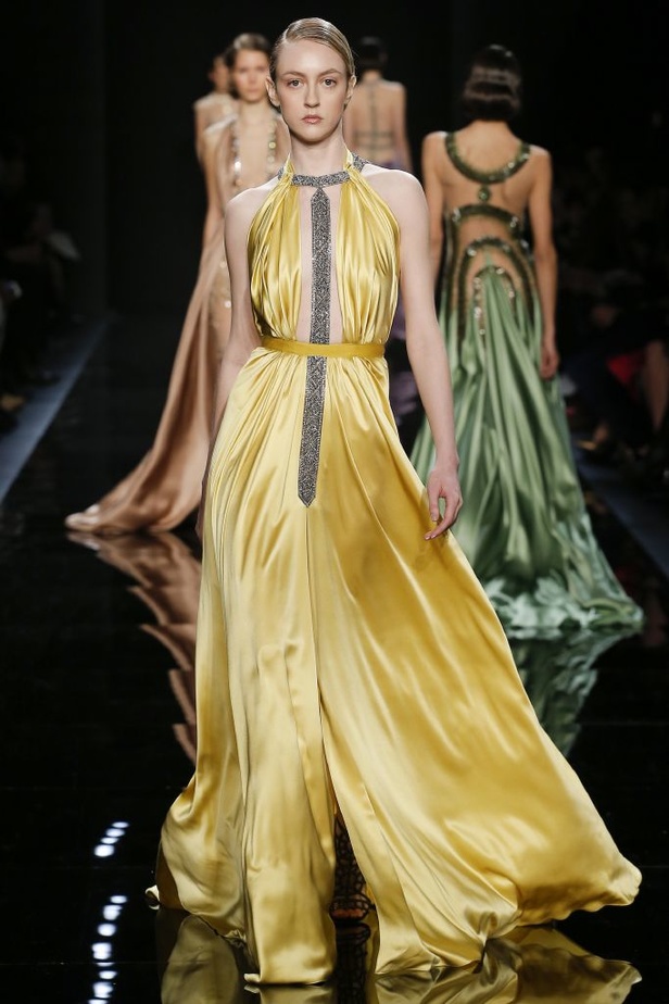 مجموعة خيالية وحالمة من ريم عكرا لشتاء 2016