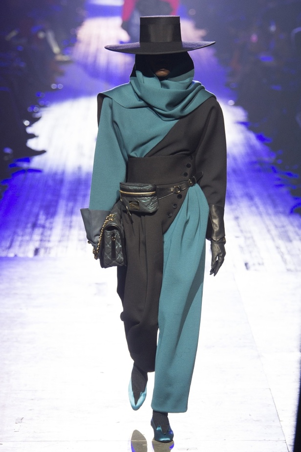 عرض أزياء Marc Jacobs لخريف وشتاء 2018 !