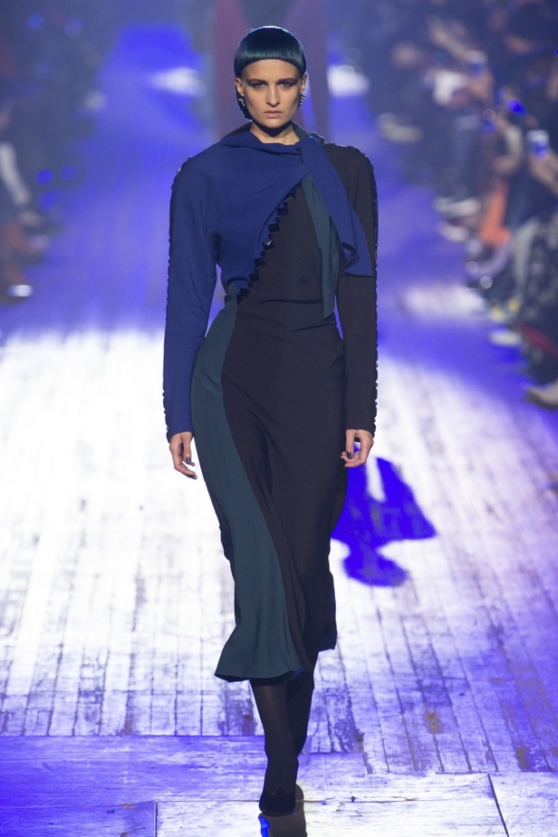 عرض أزياء Marc Jacobs لخريف وشتاء 2018 !