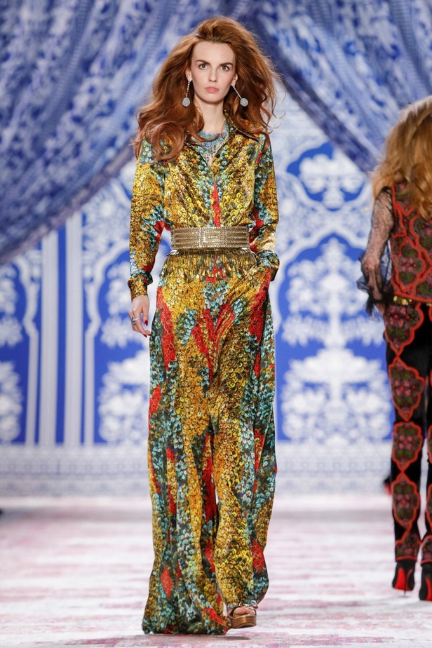 عرض أزياء نعيم خان لخريف وشتاء 2019‏