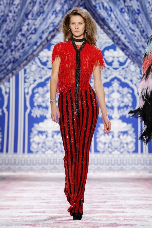 عرض أزياء نعيم خان لخريف وشتاء 2019‏