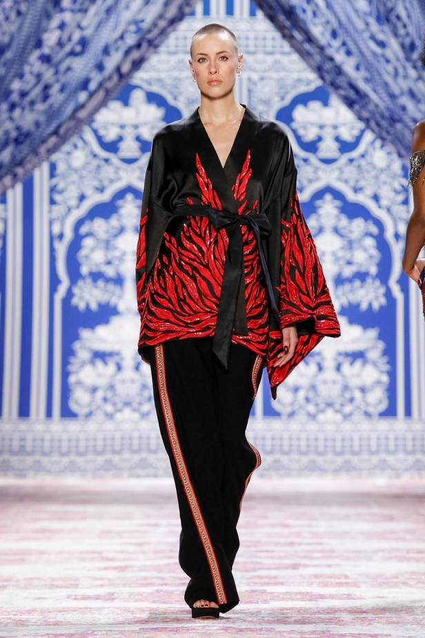 عرض أزياء نعيم خان لخريف وشتاء 2019‏