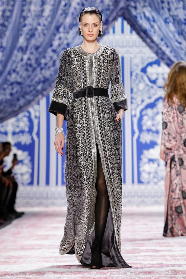 عرض أزياء نعيم خان لخريف وشتاء 2019‏