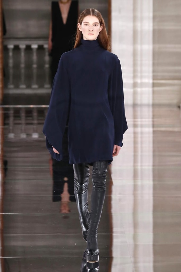 ازياء فكتوريا بيكهام  الفخمة من اسبوع الموضة في لندن 2020