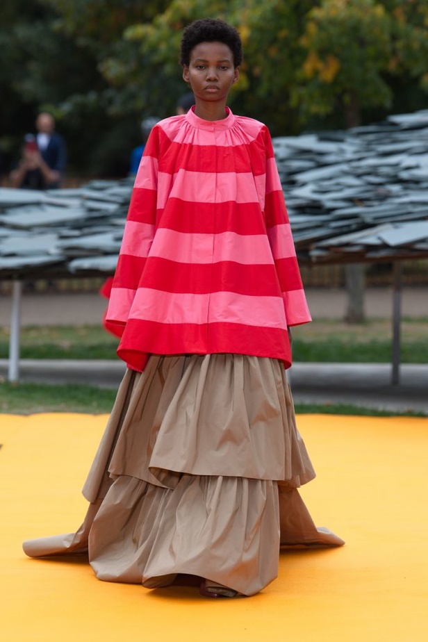 ازياء ROKSANDA لخريف وشتاء 2020-2021 خلال اسبوع الموضة في لندن   