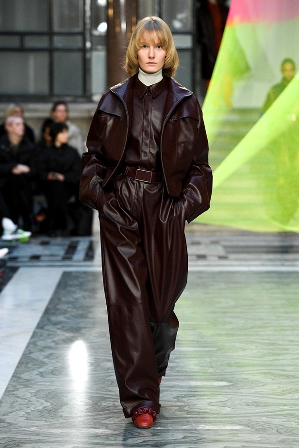 ازياء ROKSANDA لخريف وشتاء 2020-2021 خلال اسبوع الموضة في لندن   