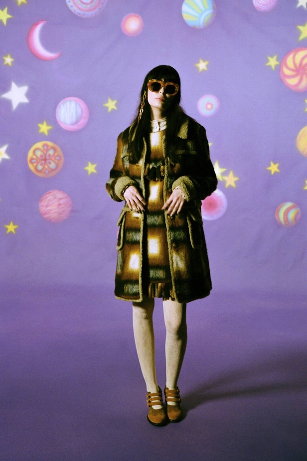 عرض ازياء مجموعة Anna Sui لصيحات موسم خريف وشتاء 2021