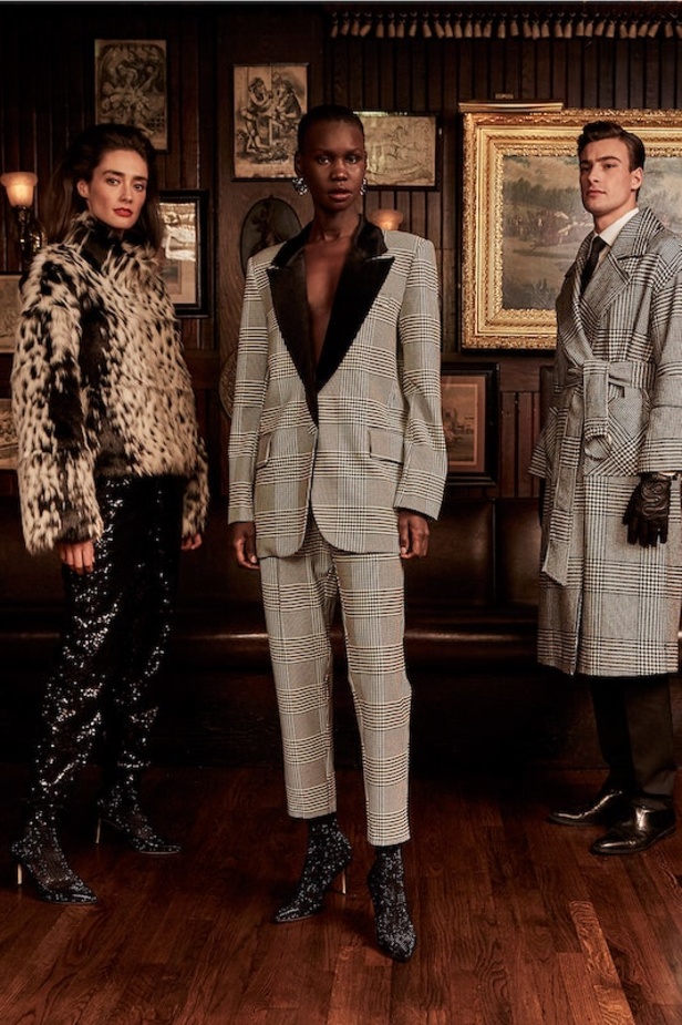 مجموعة Badgley Mischka لموسم خريف وشتاء 2021-2022