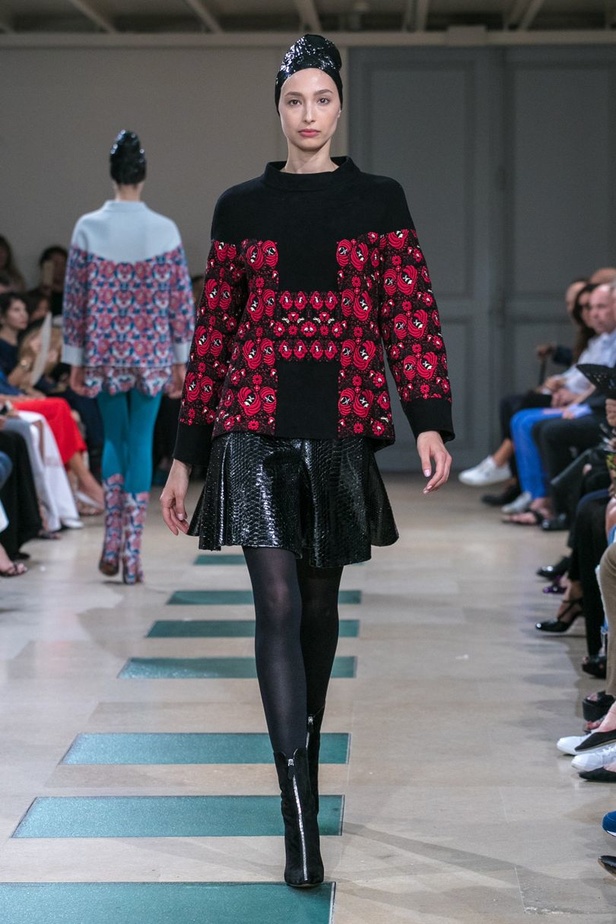 مجموعة ازياء المصمم التونسي عز الدين علية لموسم خريف 2017