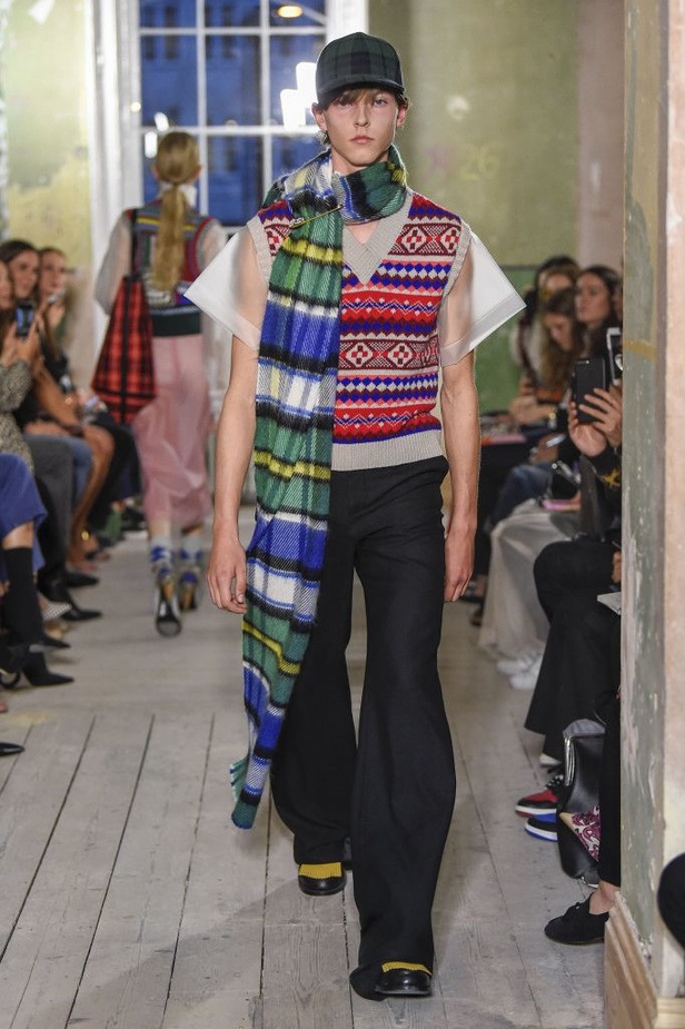 مجموعة Burberry لربيع وصيف 2018