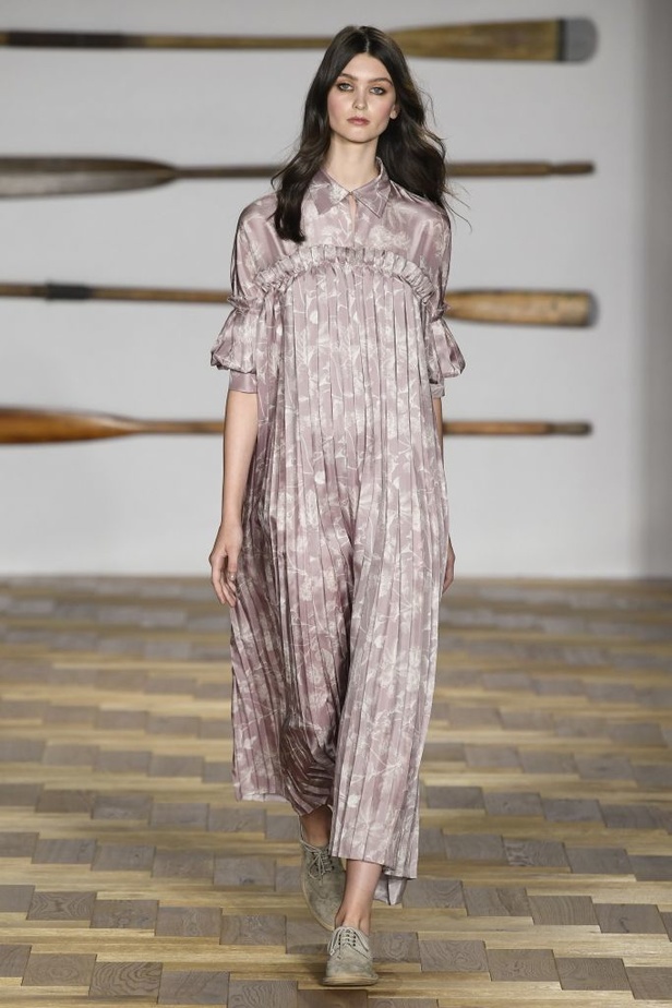 مجموعة Daks لربيع وصيف 2018