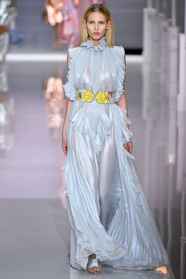 مجموعة "رالف أند روسو" لموسم ربيع وصيف 2018