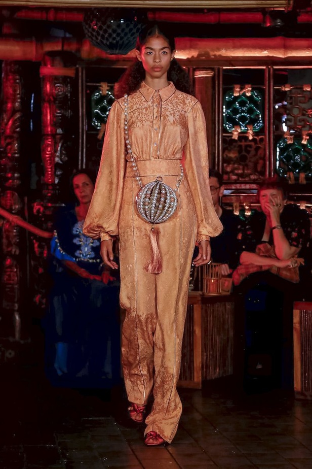 عرض أزياء Peter Pilotto لربيع وصيف ٢٠١٩ !