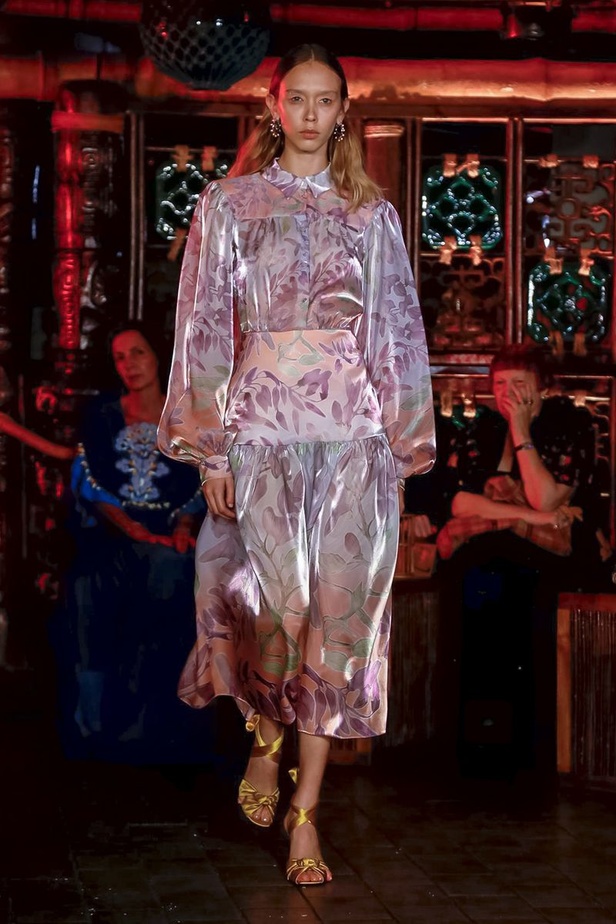 عرض أزياء Peter Pilotto لربيع وصيف ٢٠١٩ !