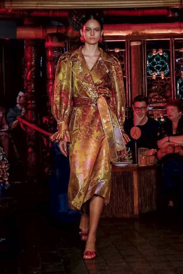 عرض أزياء Peter Pilotto لربيع وصيف ٢٠١٩ !