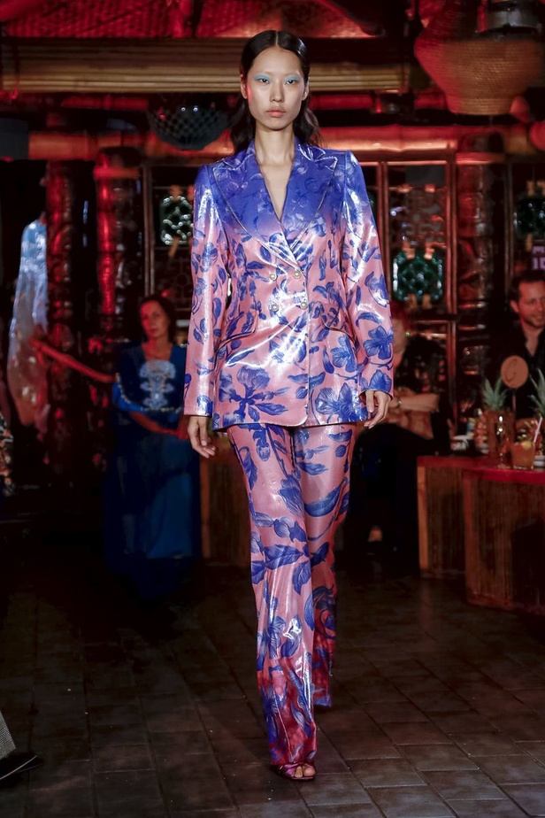 عرض أزياء Peter Pilotto لربيع وصيف ٢٠١٩ !