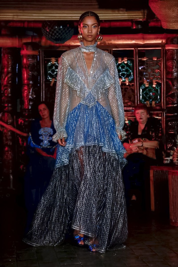 عرض أزياء Peter Pilotto لربيع وصيف ٢٠١٩ !