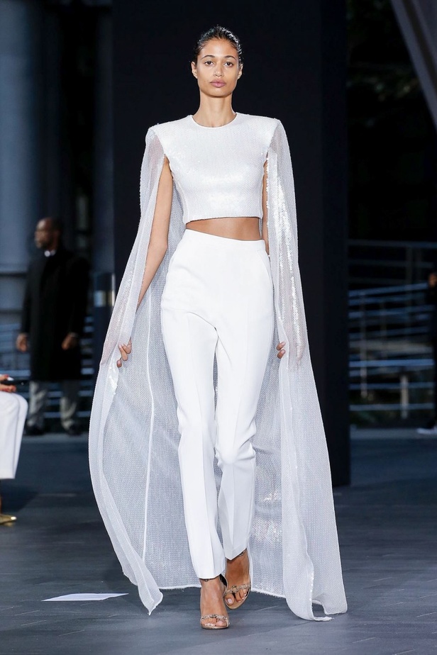 اسبوع الموضة في لندن 2019   مجموعة أزياء ديفيد كوما الجاهزة لربيع وصيف 2020