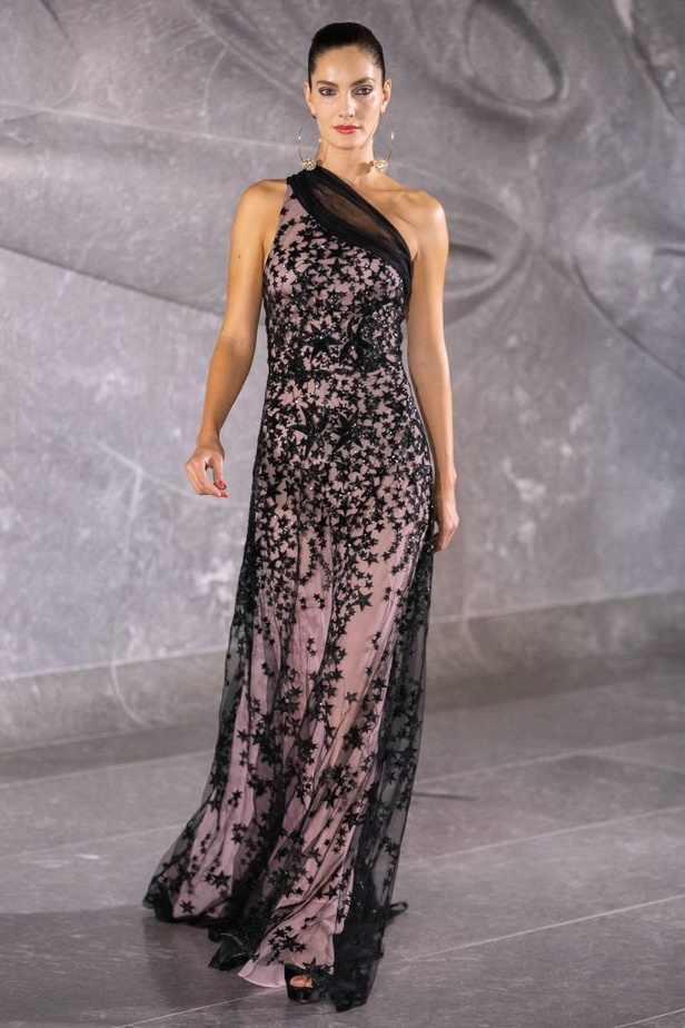 اسبوع الموضة في نيويورك 2019 عرض أزياء  Naeem Khan  ربيع وصيف 2020  