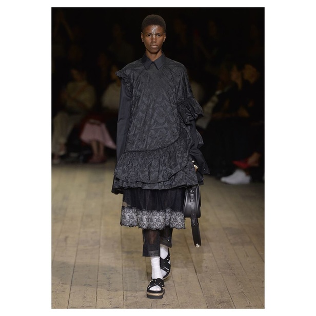 عرض مجموعة Simone Rocha ربيع وصيف 2019