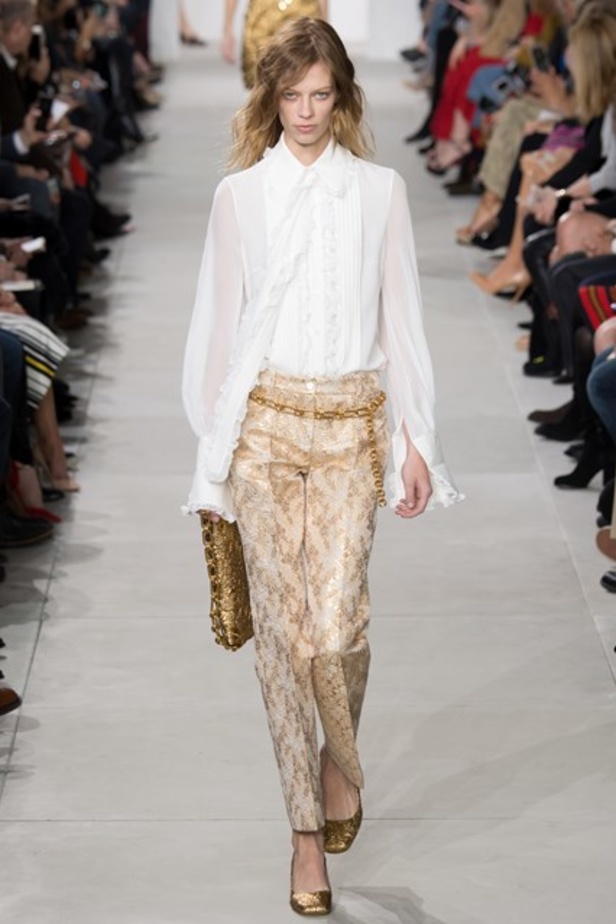 مجموعة مايكل كورس للألبسة الجاهزة لخريف وشتاء 2016 