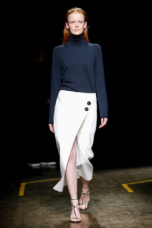 عرض أزياء بوس لموسم خريف وشتاء 2018‏