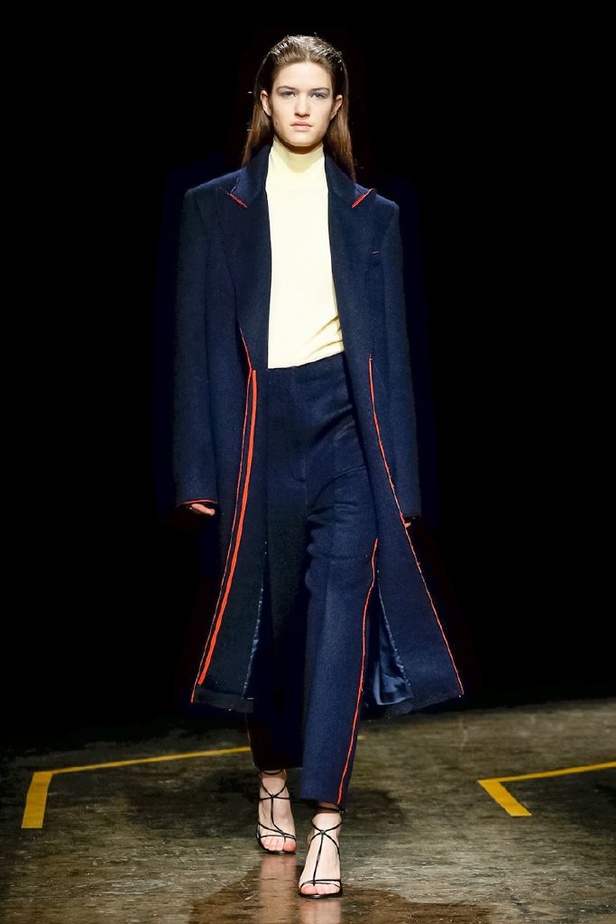 عرض أزياء بوس لموسم خريف وشتاء 2018‏