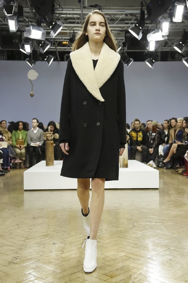 عرض أزياء J.W. ANDERSON لموسم خريف وشتاء2018