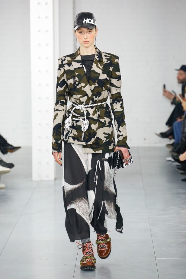 مجموعة House of Holland لخريف 2018