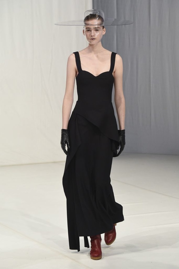 مجموعة Chalayan لخريف و شتاء 2018