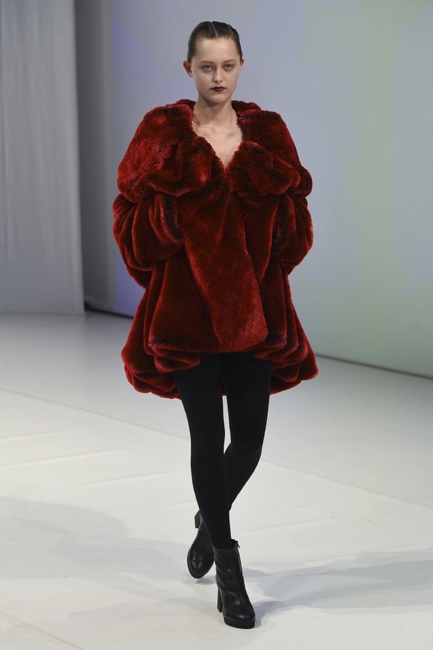 مجموعة Chalayan لخريف و شتاء 2018