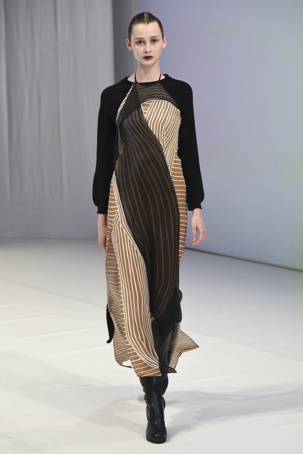 مجموعة Chalayan لخريف و شتاء 2018