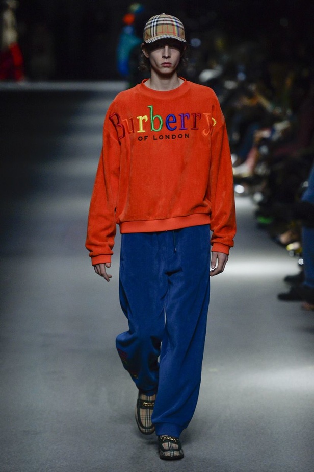 مجموعة بربري من أسبوع الموضة في لندن