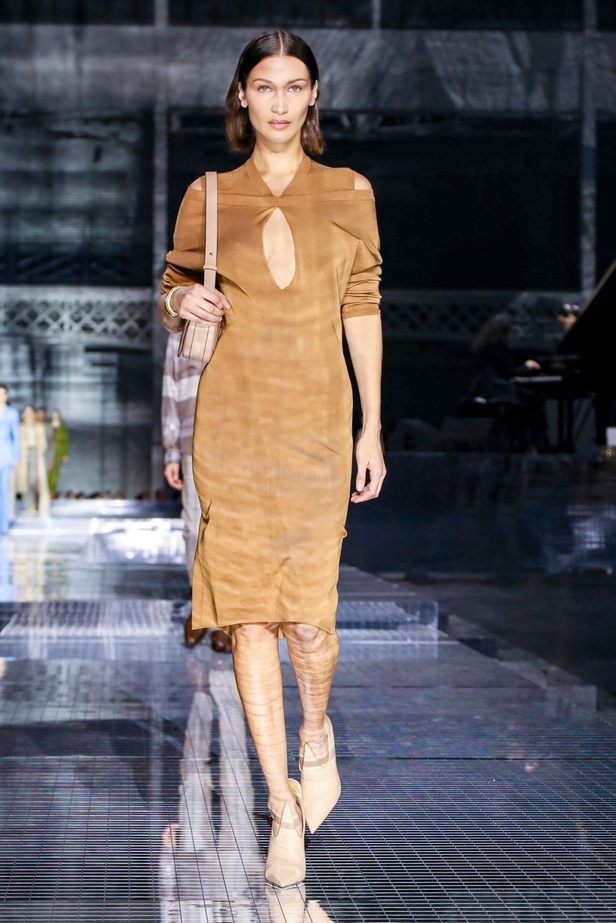 مجموعة بربري لخريف وشتاء 2020-2021 من اسبوع الموضة في لندن