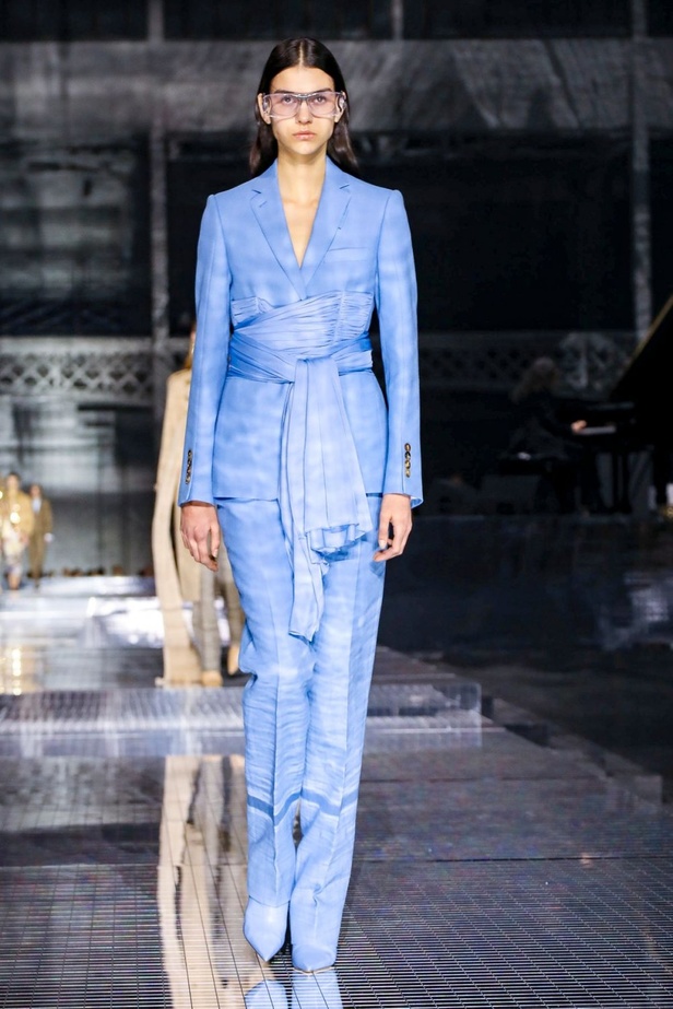 مجموعة بربري لخريف وشتاء 2020-2021 من اسبوع الموضة في لندن