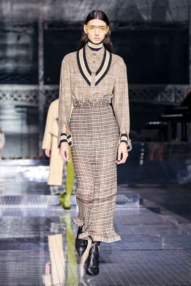 مجموعة بربري لخريف وشتاء 2020-2021 من اسبوع الموضة في لندن
