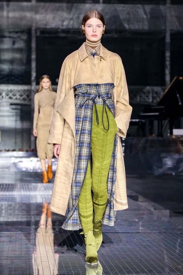 مجموعة بربري لخريف وشتاء 2020-2021 من اسبوع الموضة في لندن