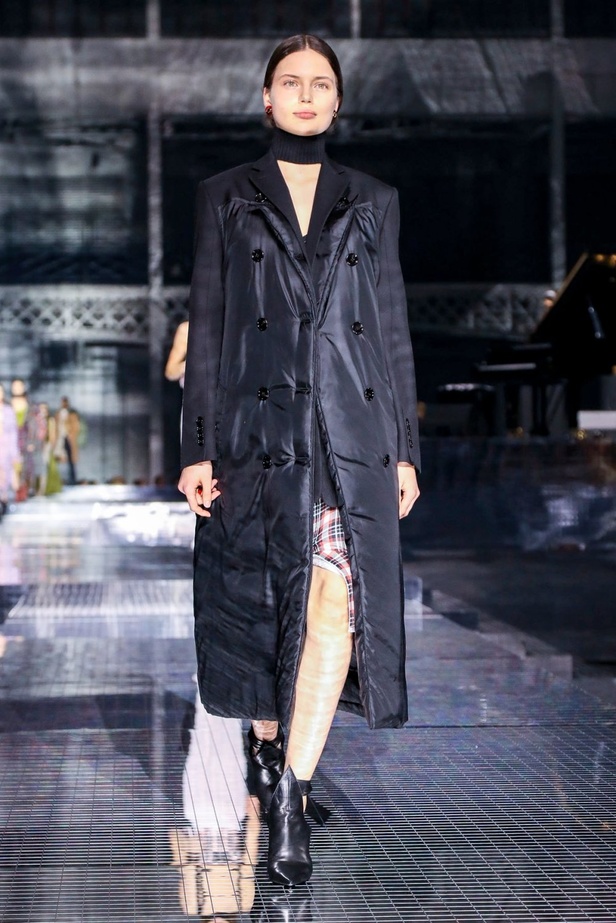 مجموعة بربري لخريف وشتاء 2020-2021 من اسبوع الموضة في لندن