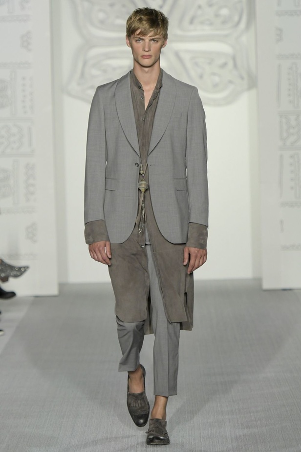 مجموعة Daks لربيع وصيف 2017