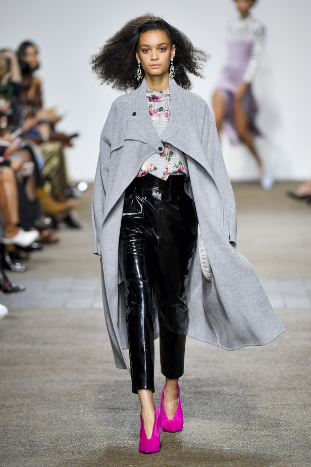 مجموعة TopShop Unique لربيع وصيف ٢٠١٧!